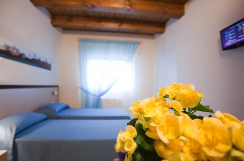 Alloggio Le Macine Ferrara Habitación foto